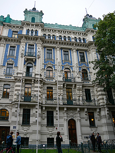 ストレールニエク通り4番地